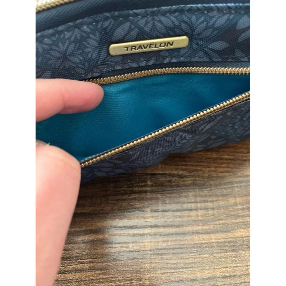 Travelon Navy Floral Safe ID RFID Blocking Zip Around Wallet Wristlet Clutch